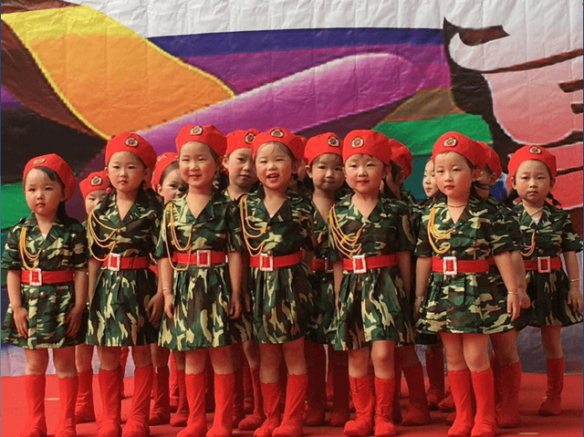 六一舞蹈《欢乐小兵》-定远县粮食局幼儿园