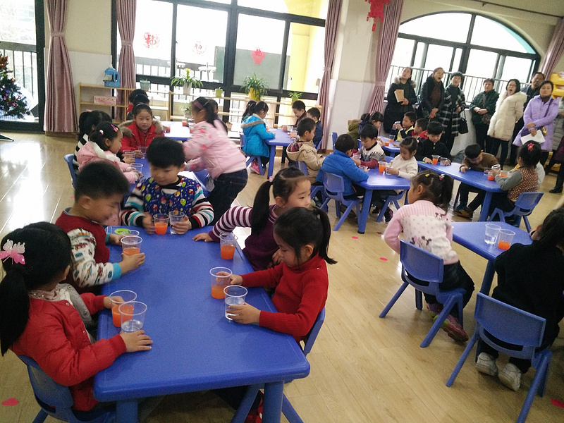 大二班科学课.jpg 大二班科学课.jpg