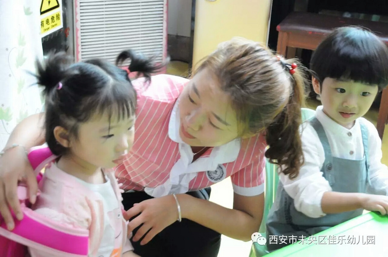 【学前教育宣传月】我是幼儿教师 -佳乐幼儿园