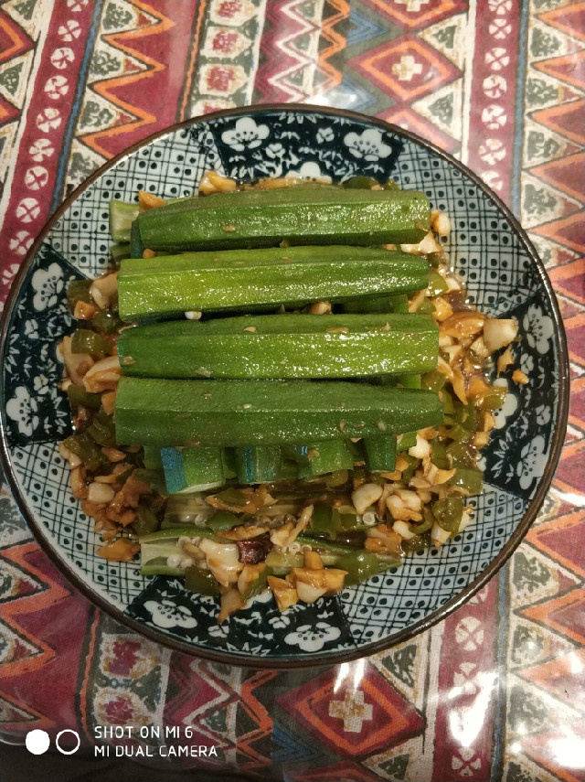 蒜香秋葵.JPG 蒜香秋葵.JPG