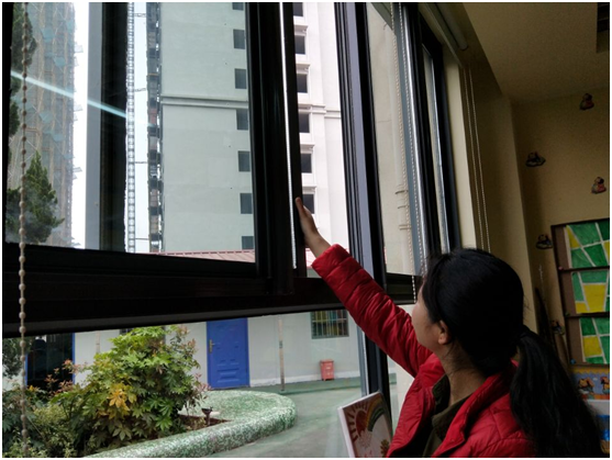 开窗.jpg 开窗.jpg