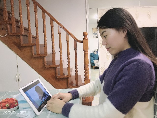王娇1.jpg