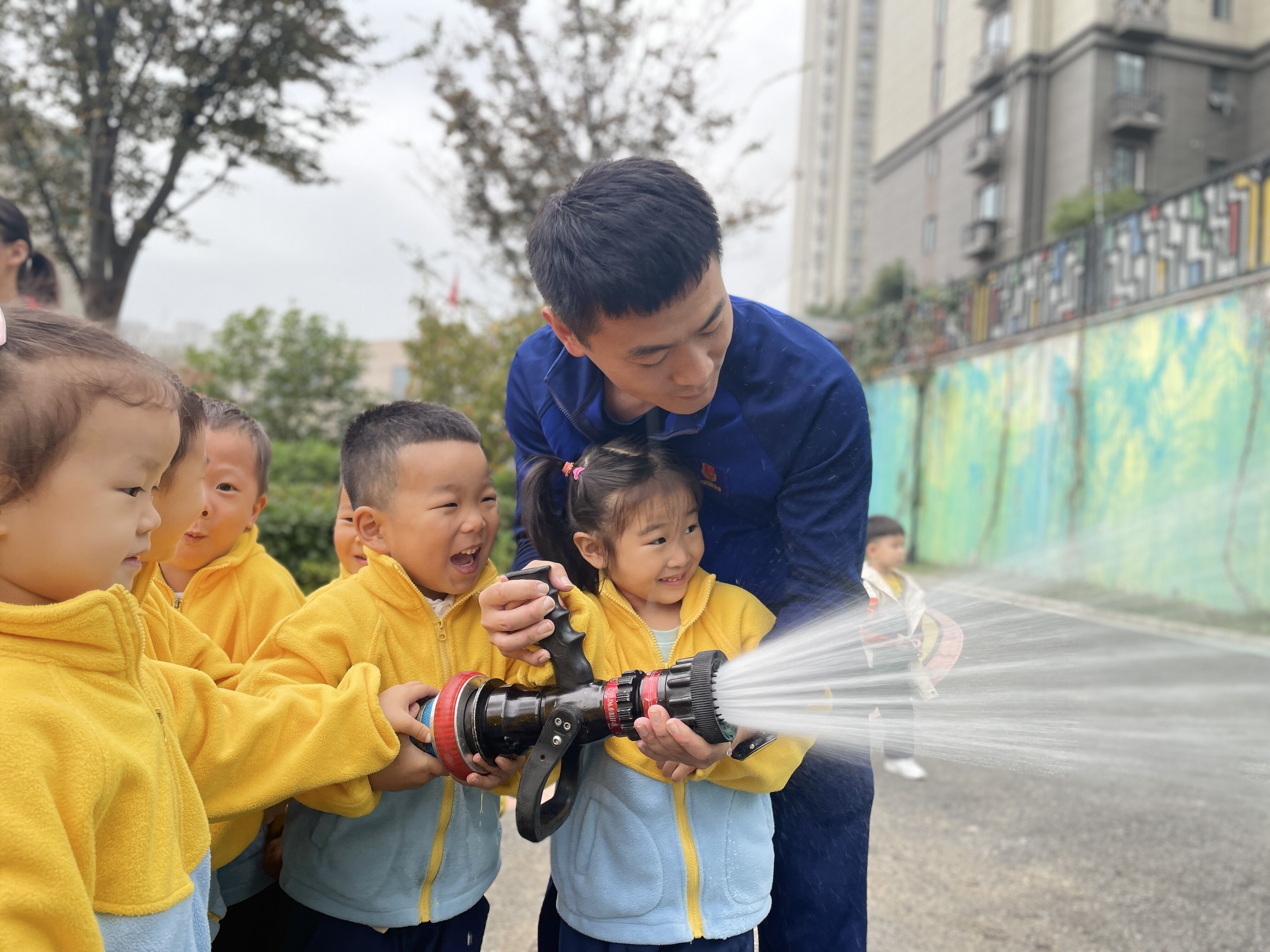 图片24.png 图片24.png
